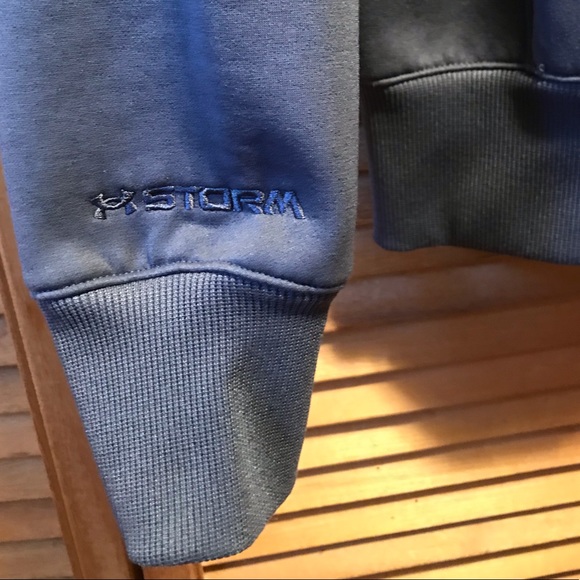 Under Armour Grey & Pink Coldgear Hoodie - Picture 8 of 8